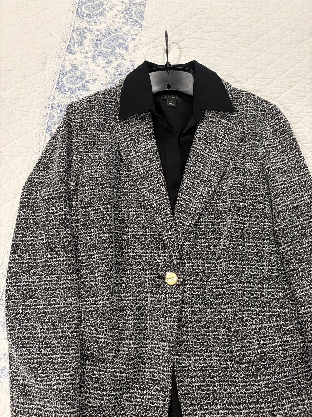 Jones New York Small Black & White Textured Blazer Jacket W/ Small Ann Taylor